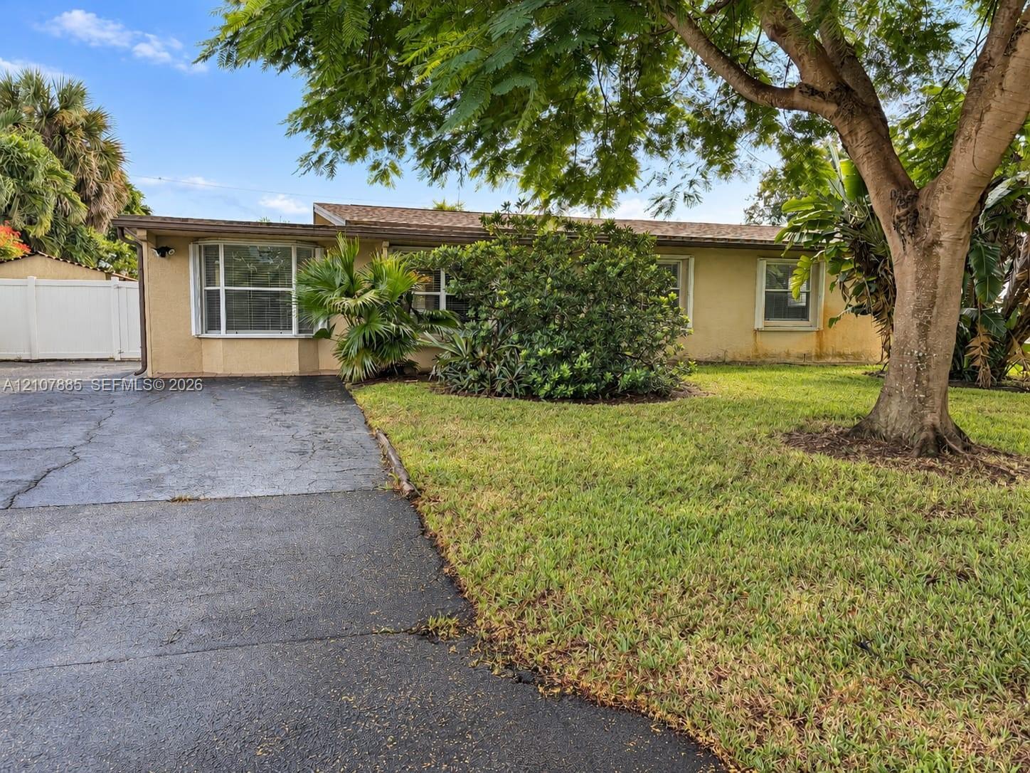 4840 NW 10th Ter, Fort Lauderdale FL 33309