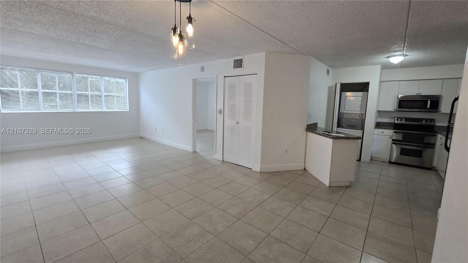 6195 NW 186th St # 304, Hialeah FL 33015