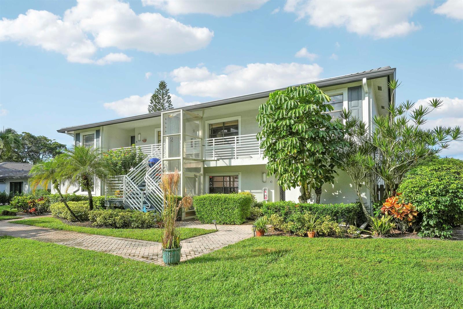 2 Southport Lane # D, Boynton Beach FL 33436