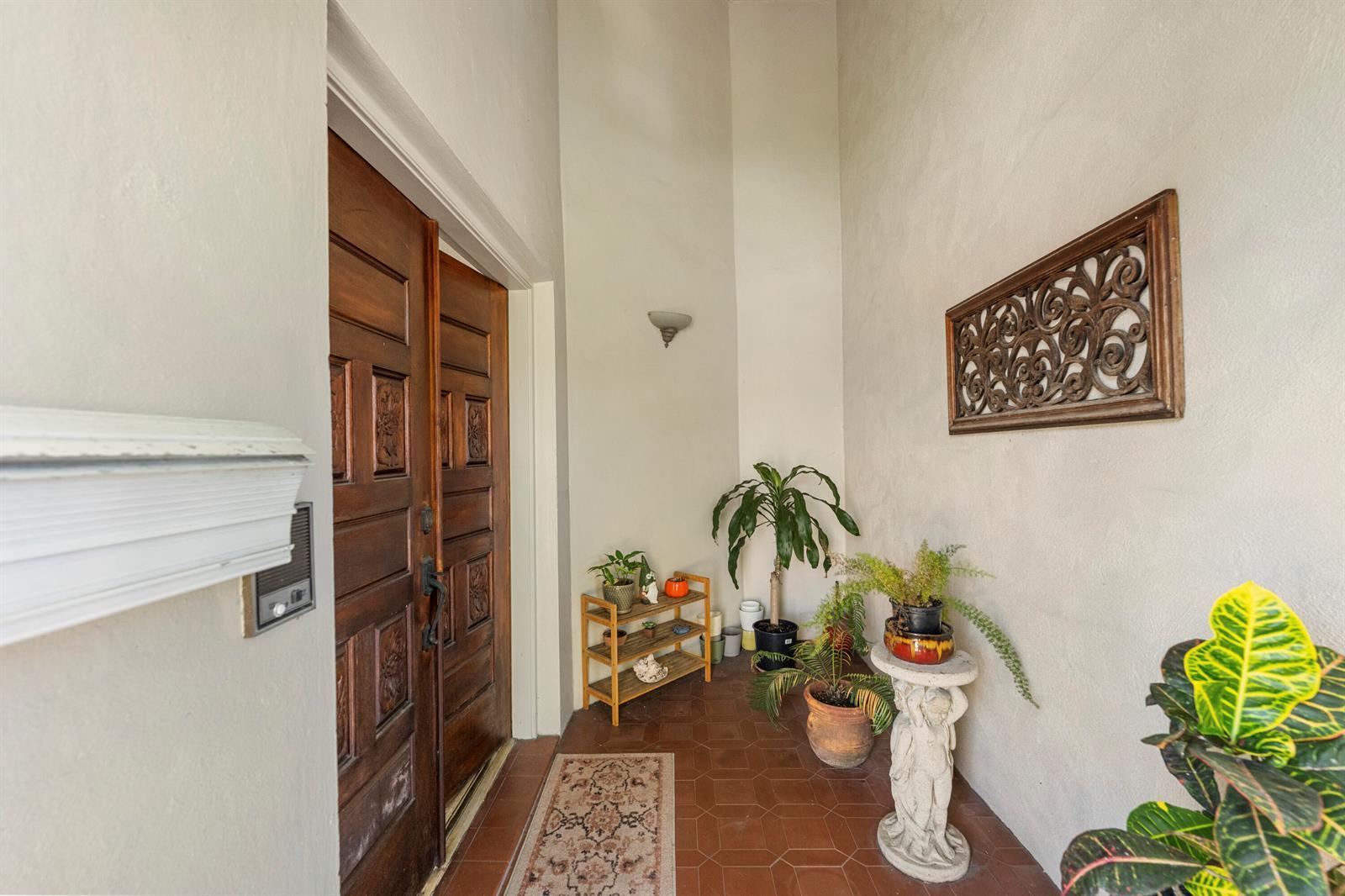820 SW 12TH Place, Fort Lauderdale FL 33315