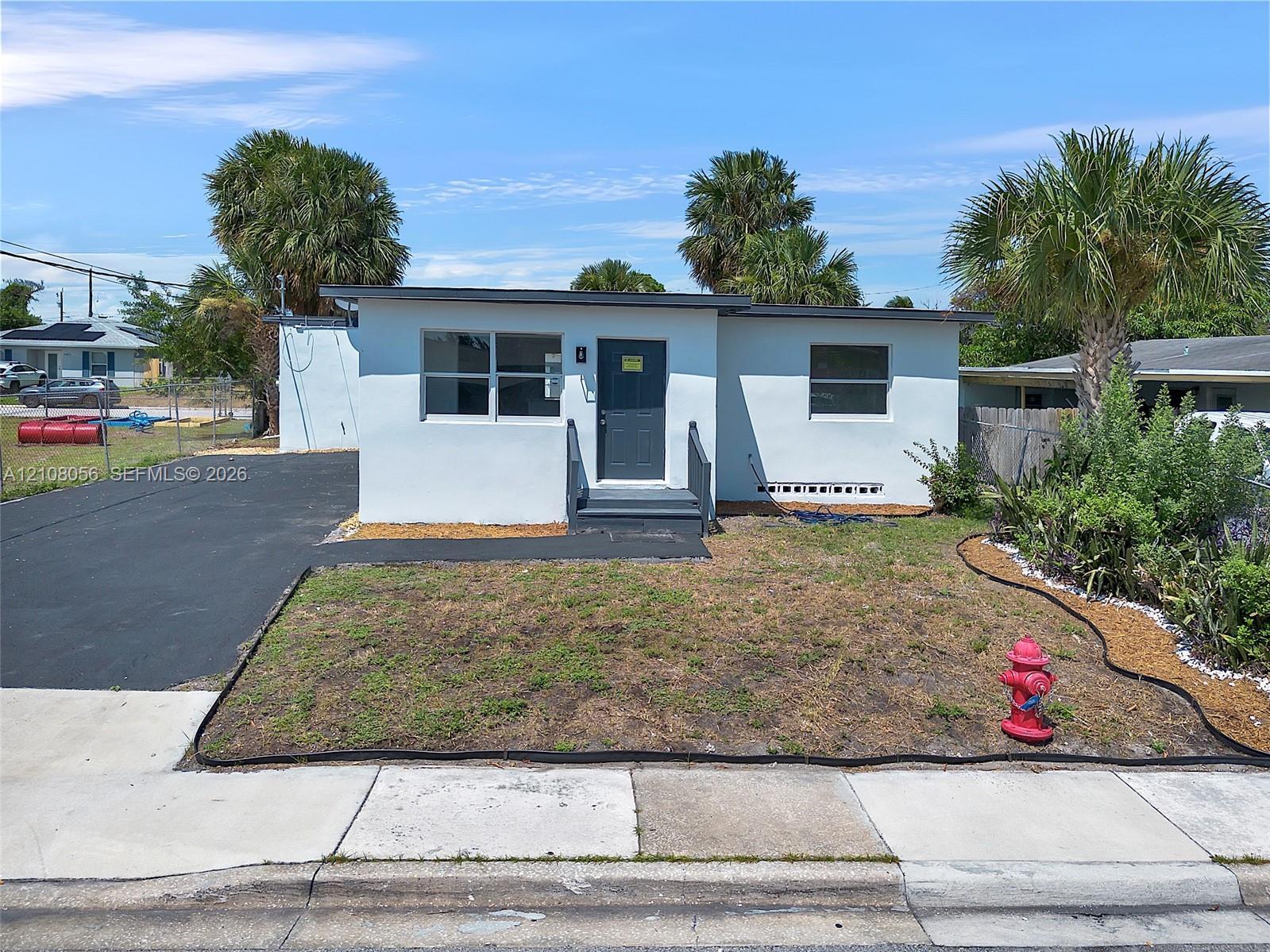 1444 W 28th St, Riviera Beach FL 33404