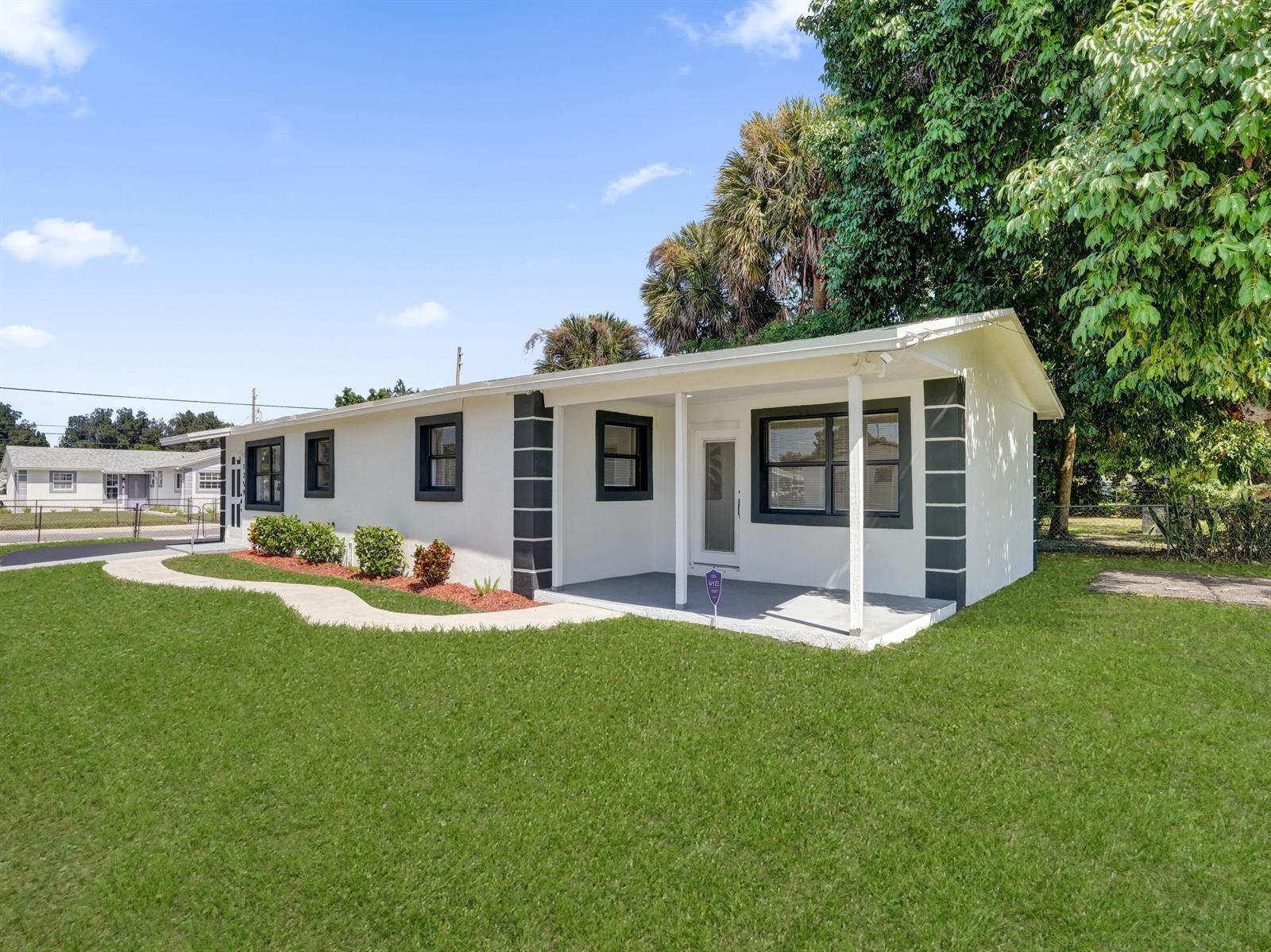 1259 W 26th Street, West Palm Beach FL 33404