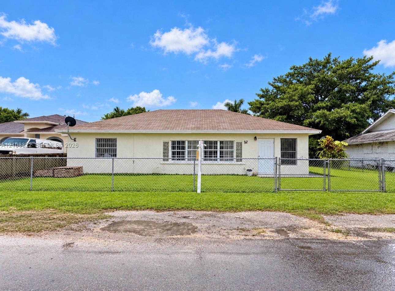 722 NW 7th Ave, Homestead FL 33030