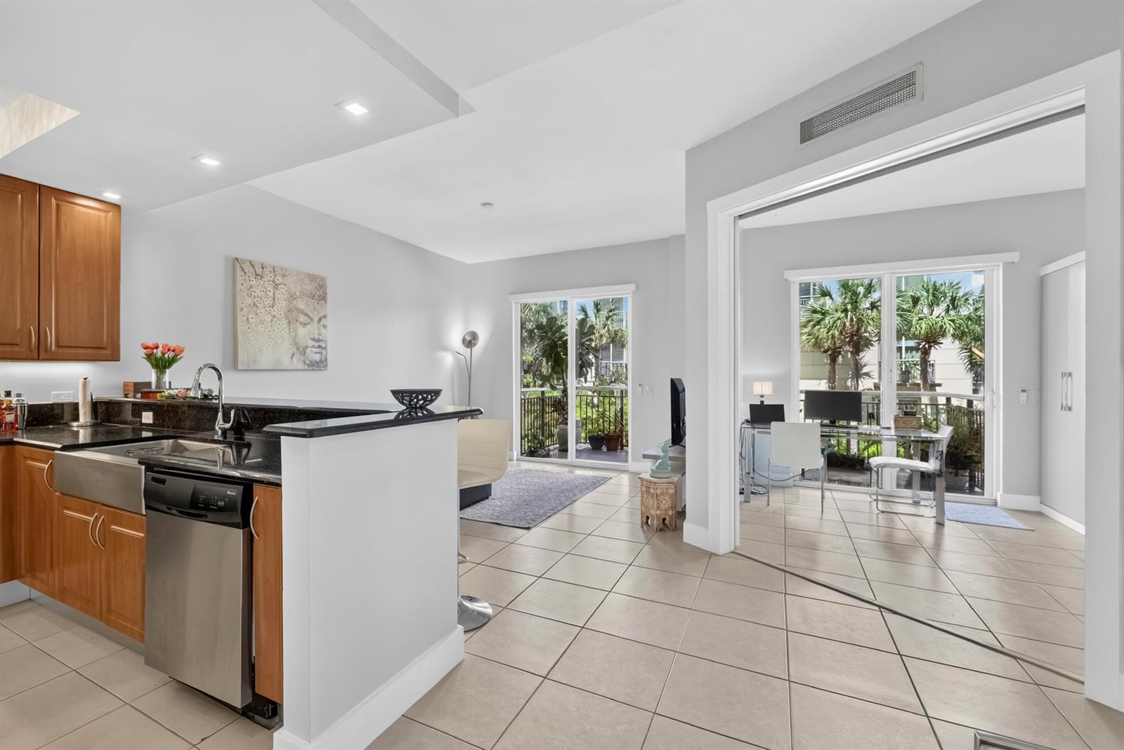 2631 NE 14TH Avenue # 216, Wilton Manors FL 33334