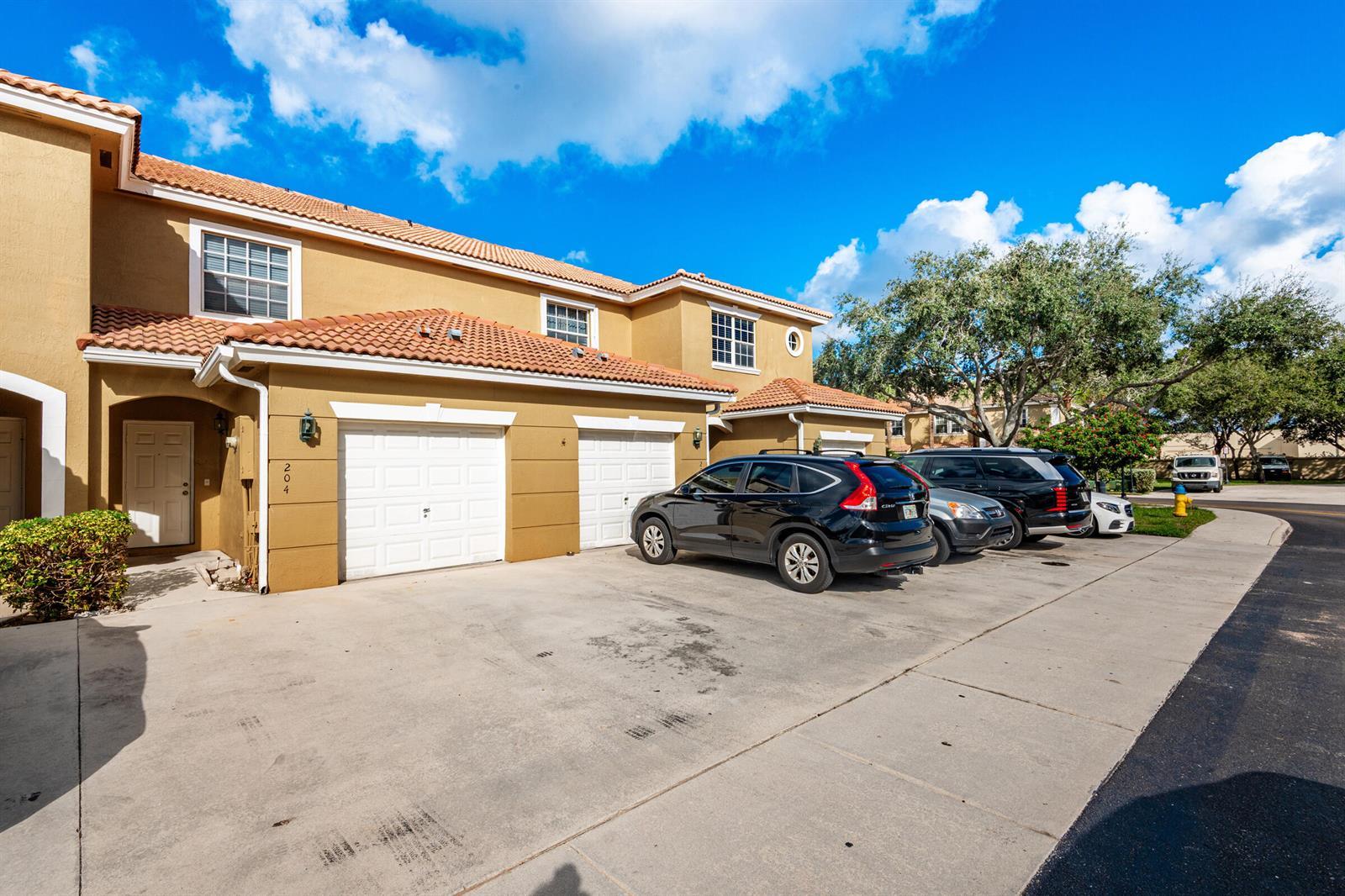 204 SW 120TH Avenue # 204, Pembroke Pines FL 33025