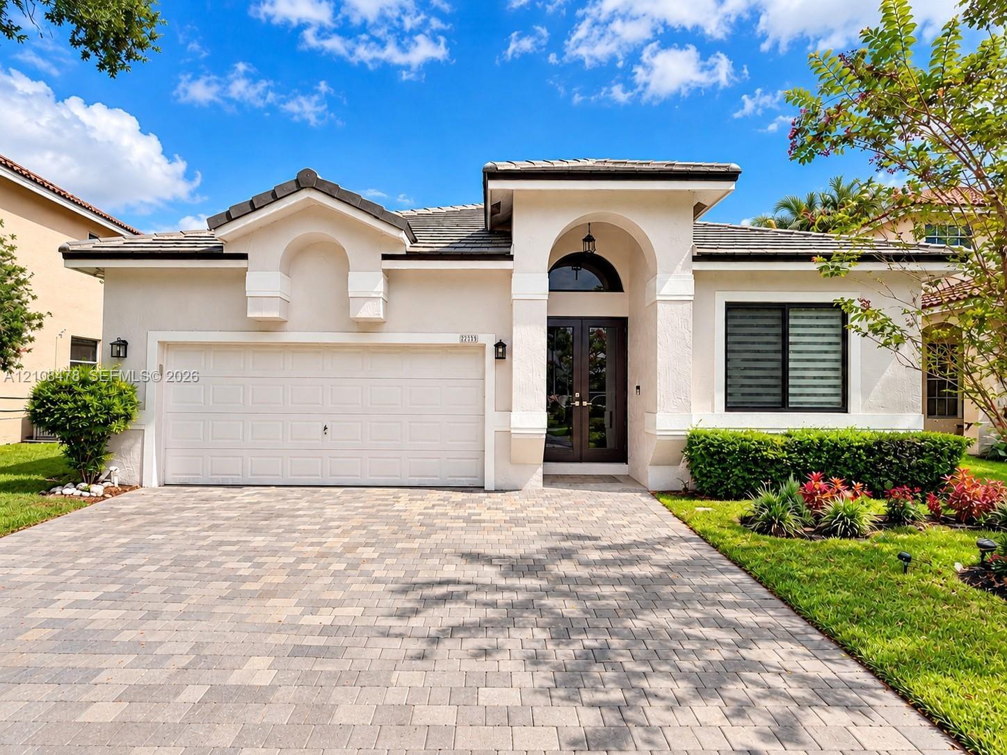 2233 NW 162nd Ter, Pembroke Pines FL 33028