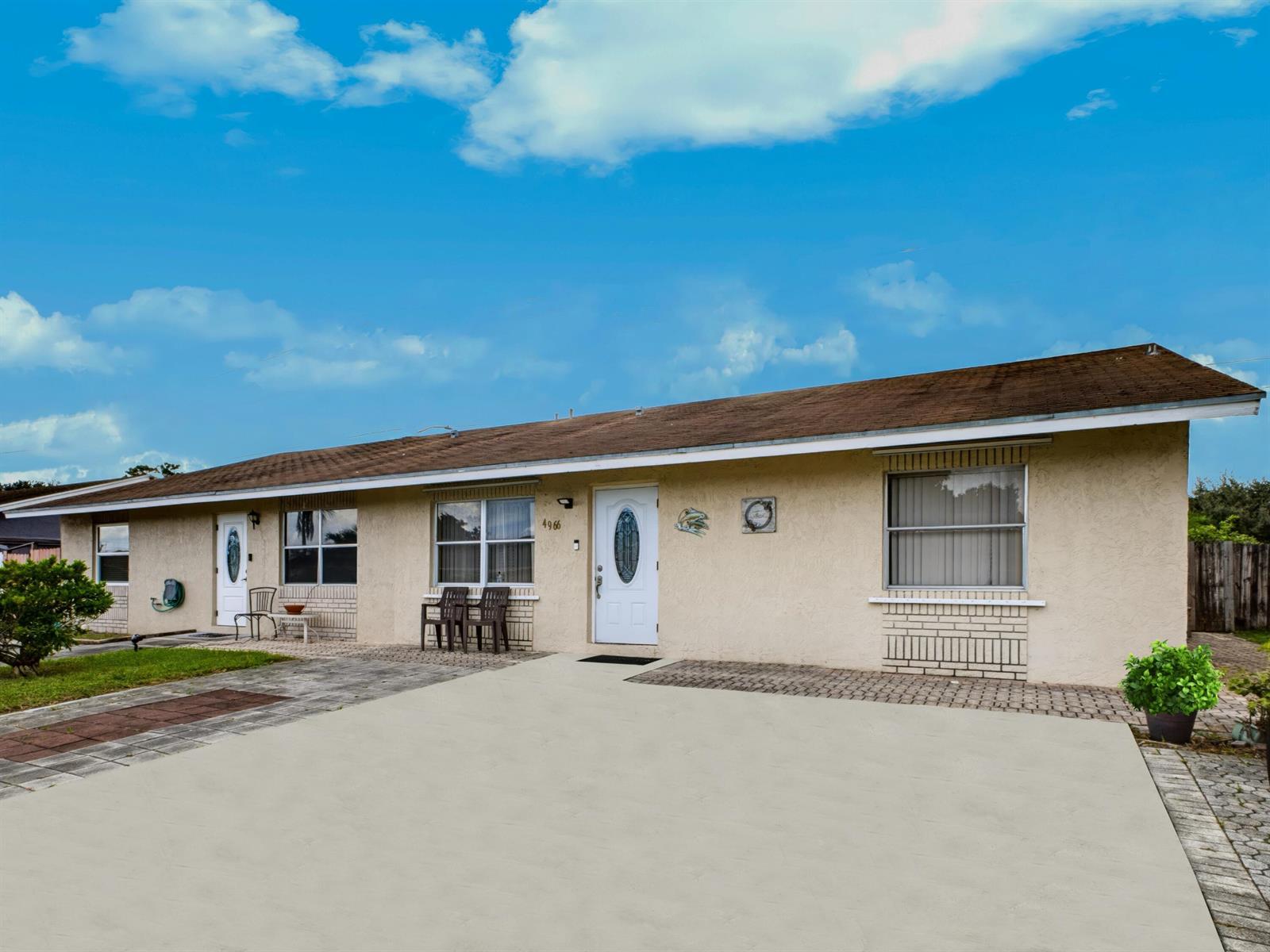 4966 PIMLICO Court, West Palm Beach FL 33415
