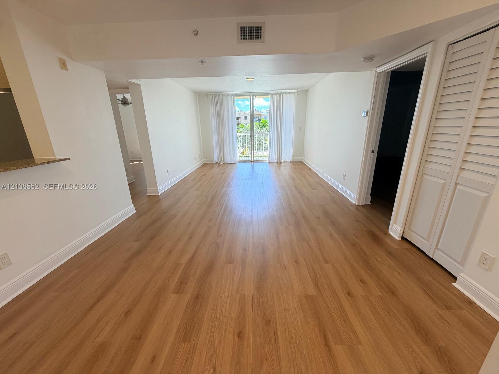 529 E Sheridan St # 305, Dania Beach FL 33004
