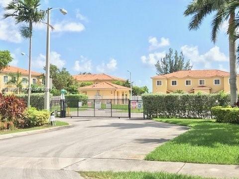 10841 SW 181st Ln, Miami FL 33157
