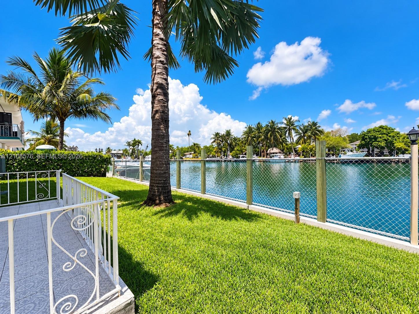 2045 Calais Dr # 6, Miami Beach FL 33141