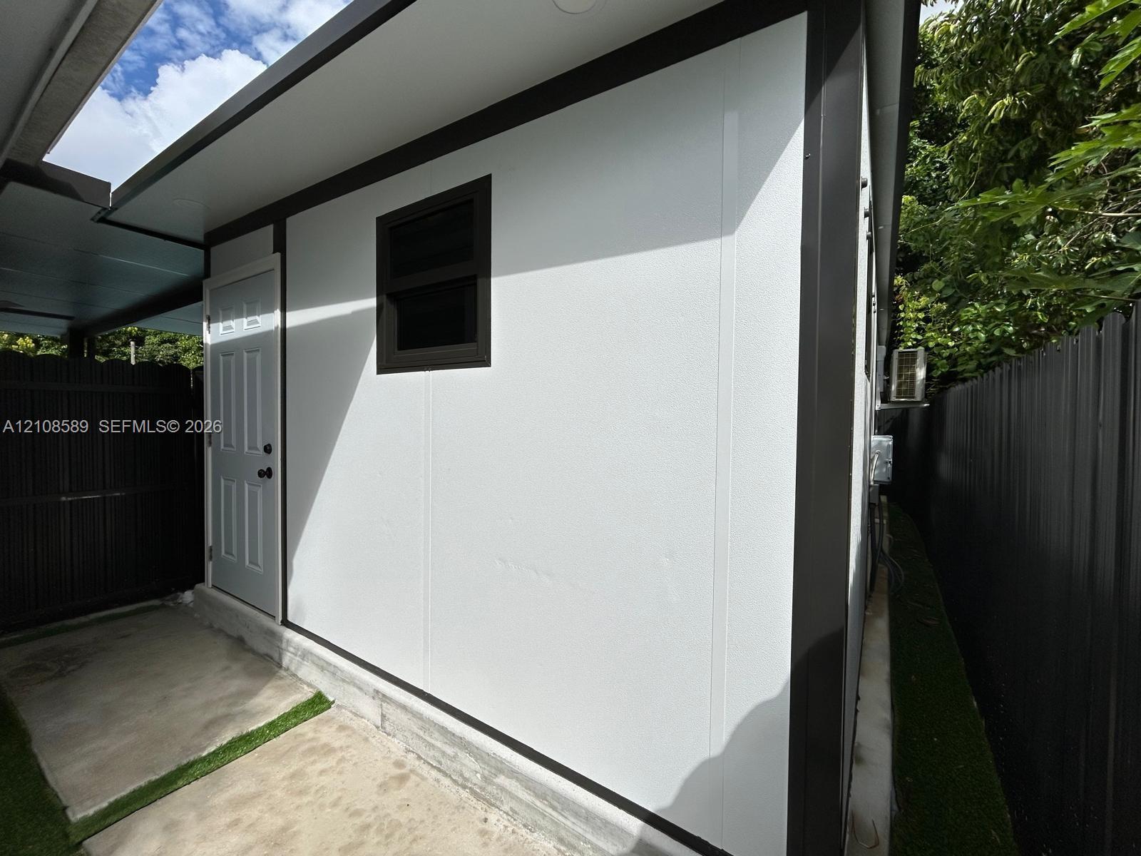 1031 NE 151st St # 1, North Miami Beach FL 33162