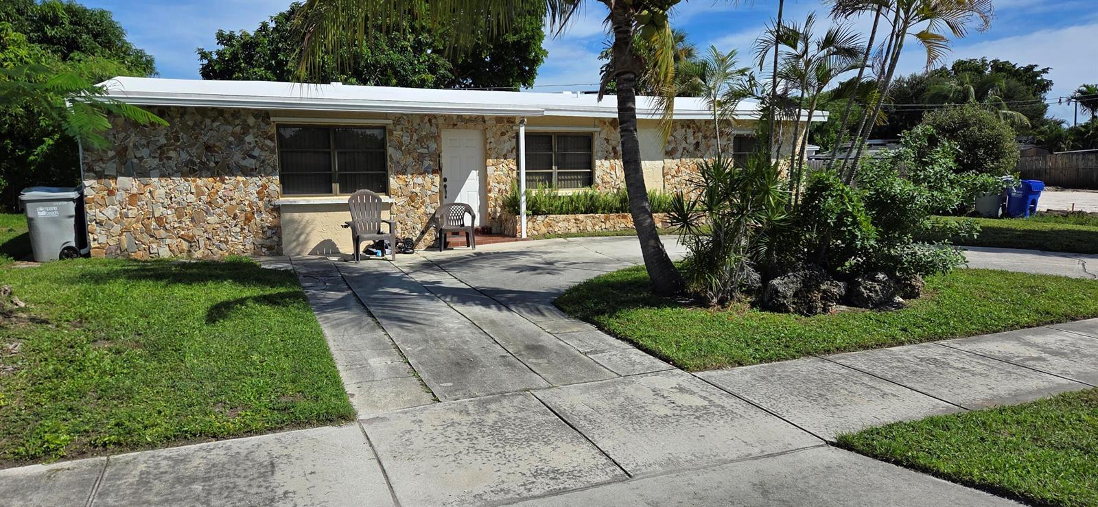 2448 NE 13TH Avenue, Pompano Beach FL 33064
