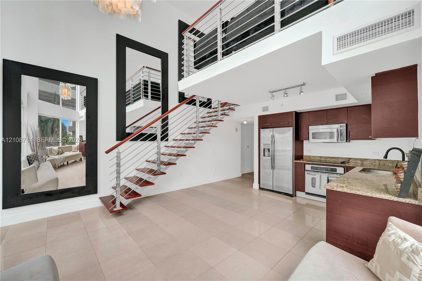 41 SE 5th St # 317, Miami FL 33131
