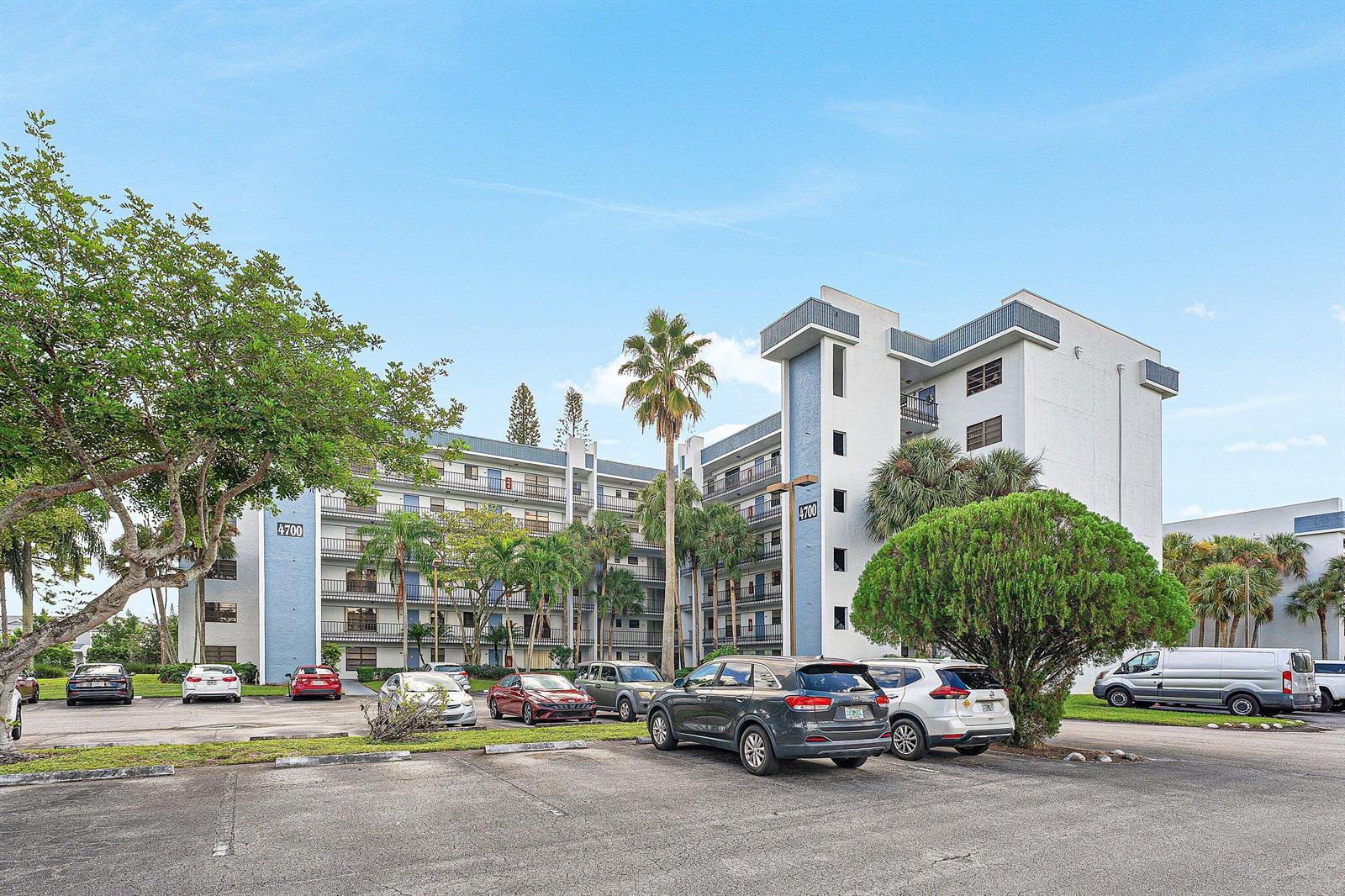 4700 Lucerne Lakes Blvd W # 306, Lake Worth FL 33467