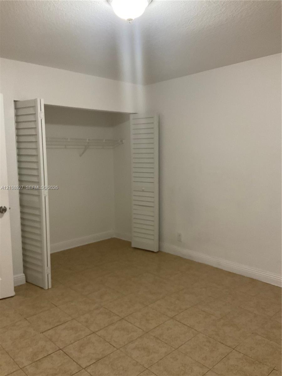 110 SE 2nd St # 110, Hallandale Beach FL 33009